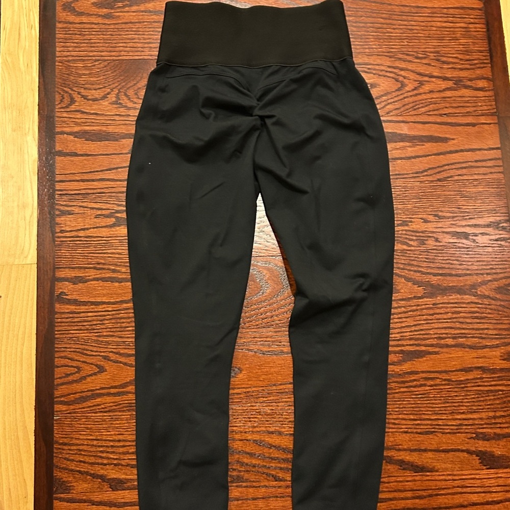 Bombshell Sportswear Black High-Waisted Leggings - Picture 4 of 4